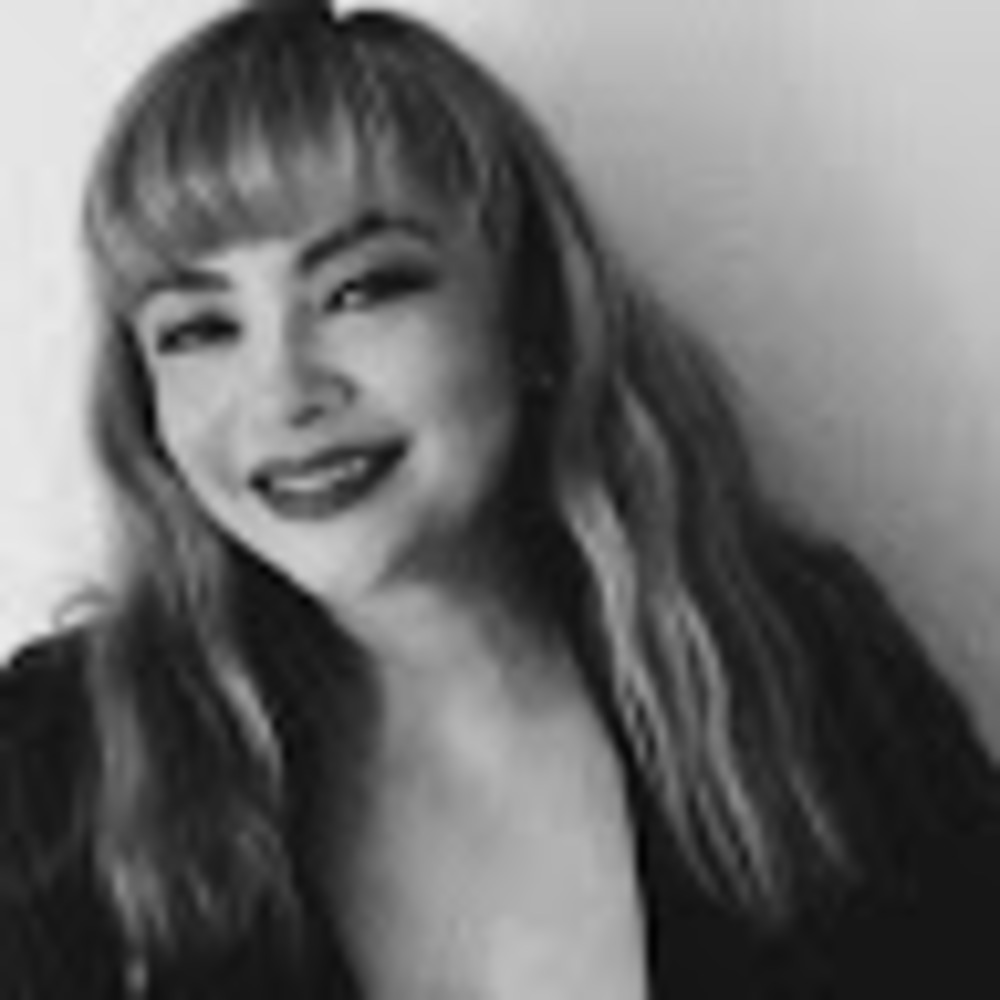 Meet your Posher, Angie